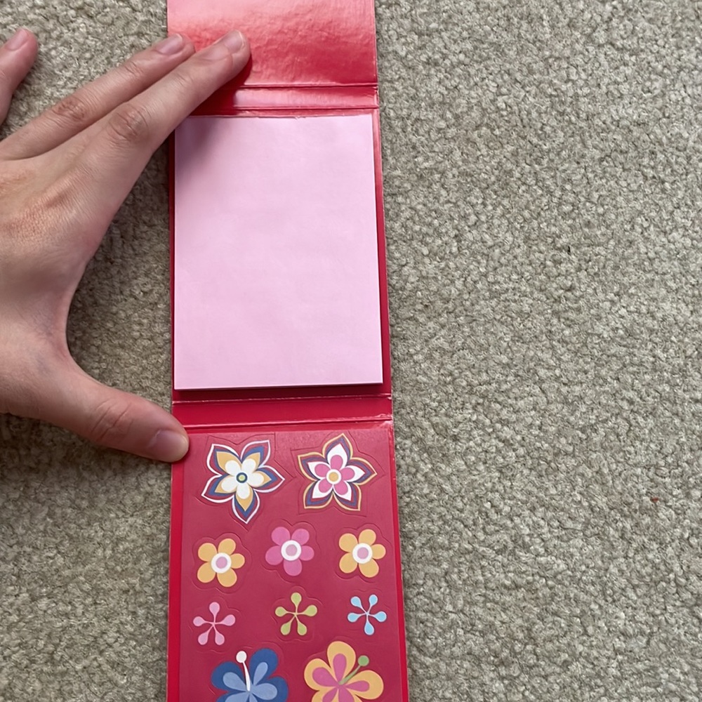 Flower Notepad - Picture 3 of 3